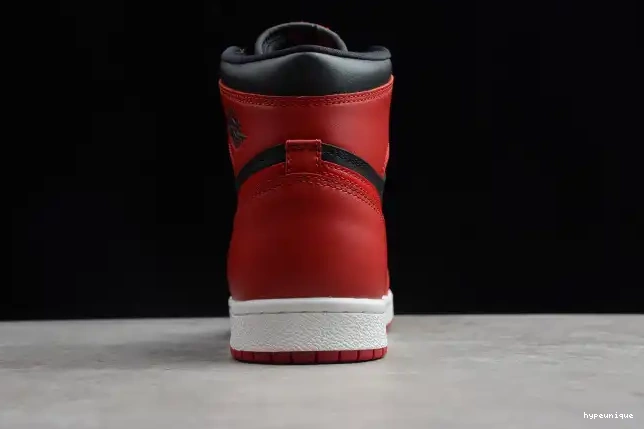 HYPE 85 Jordan BQ4422-600 1 Air Varsity Red High 0510